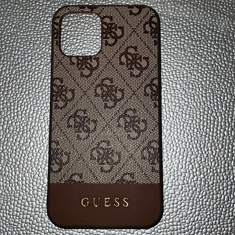 iPhone 12 Guess case